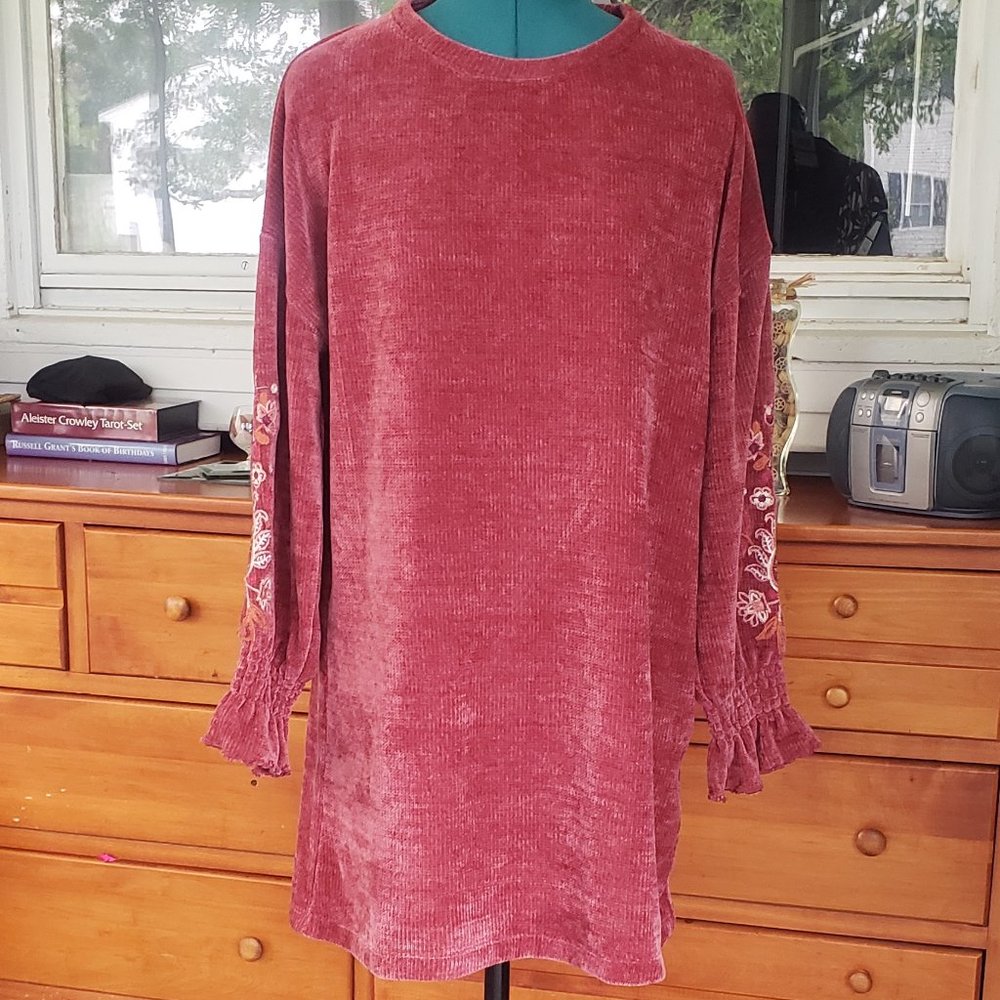 Ribbed Sweater or Dress with sleeve design